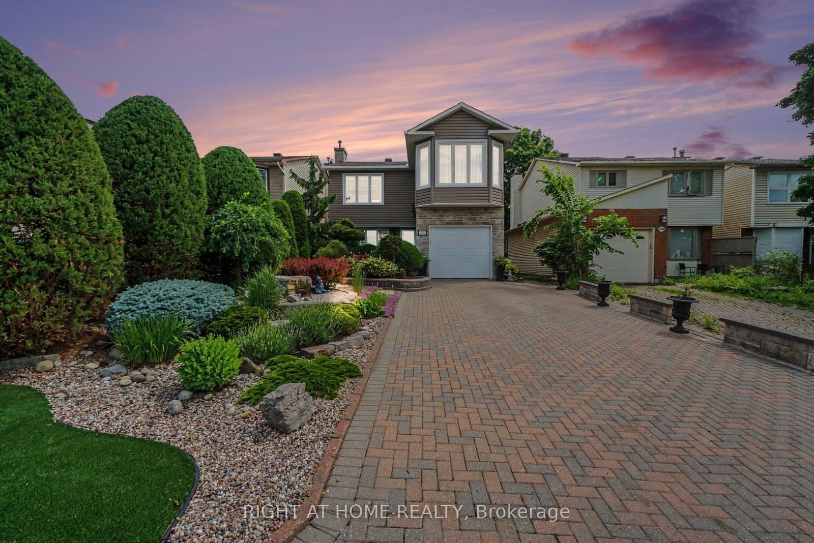 1484 Meadowbrook Road, Ottawa, ON