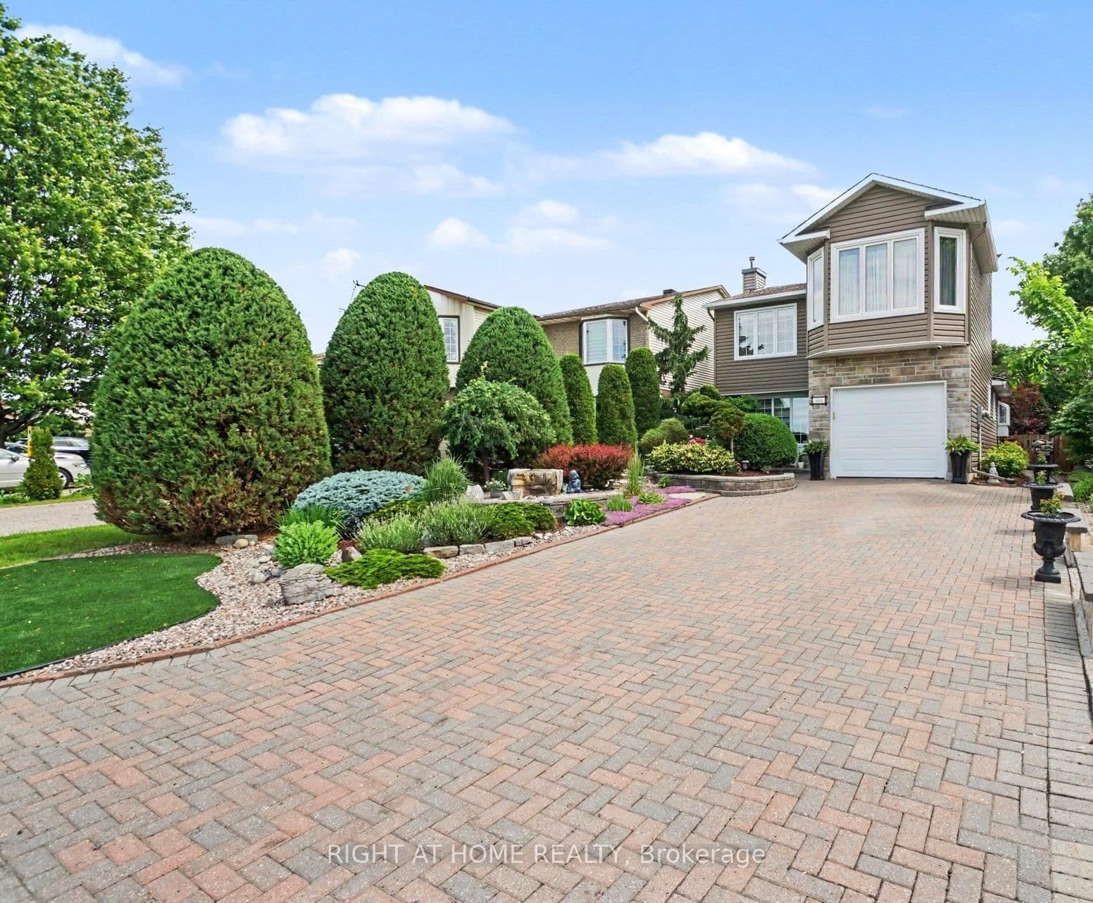 1484 Meadowbrook Road, Ottawa, ON — photo 2