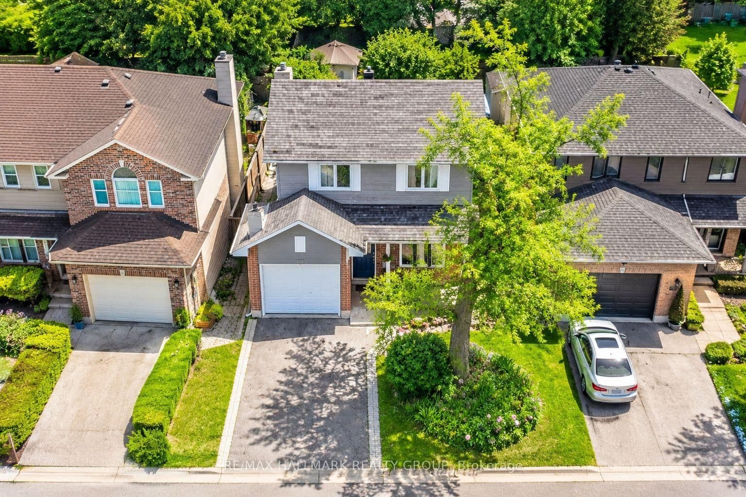 29 CARBERY Drive, Ottawa, ON