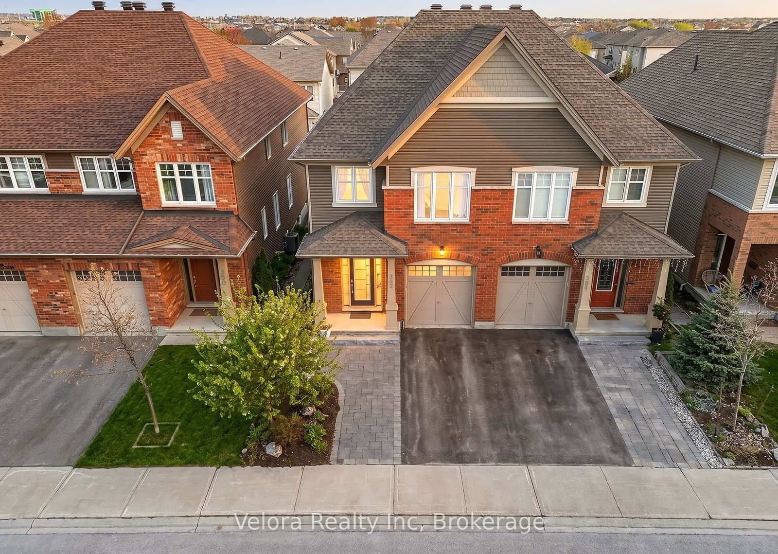 352 Warmstone Drive, Ottawa, ON