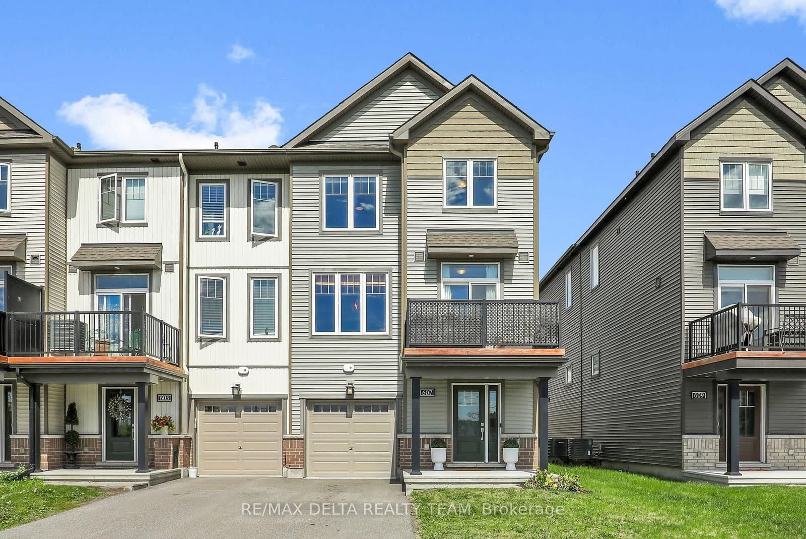607 Prominence Way, Ottawa, ON