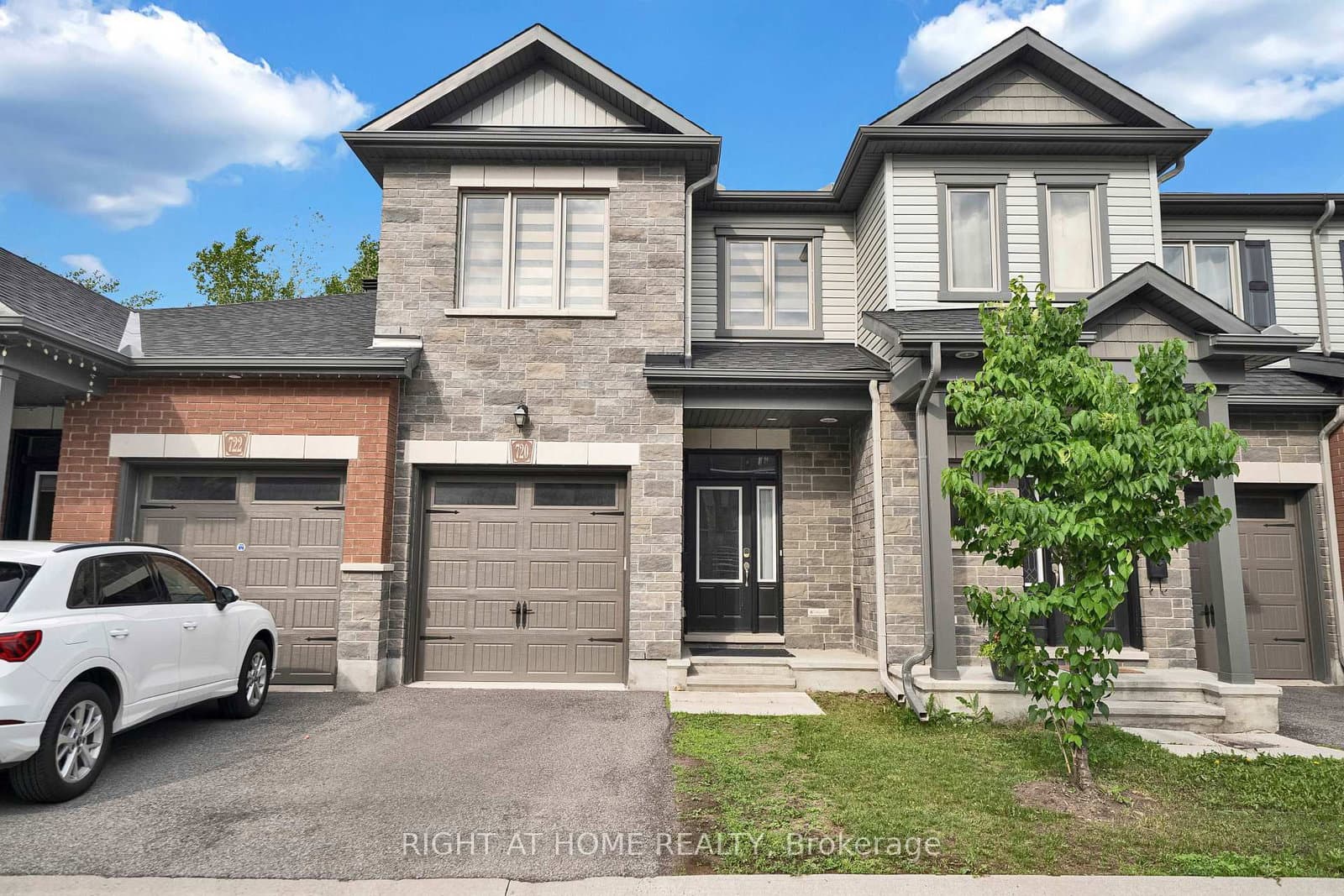 720 Dearborn, Ottawa, ON