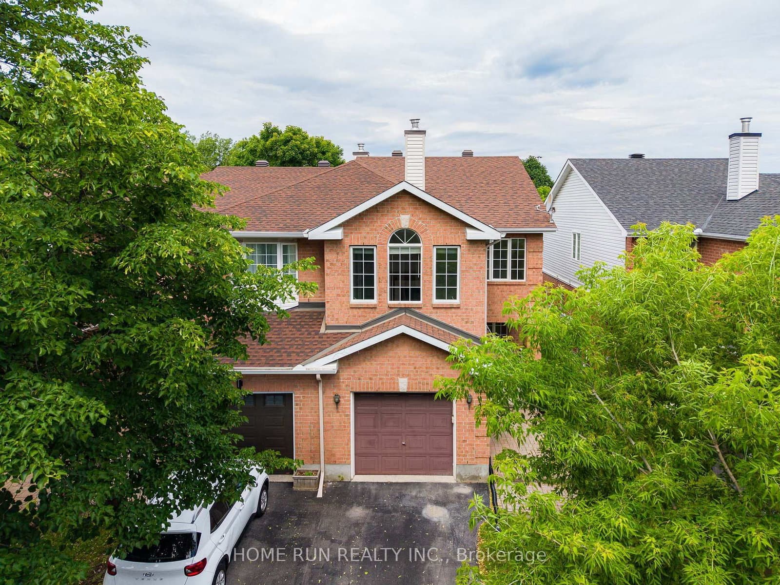 14 COHEN Avenue, Kanata, ON