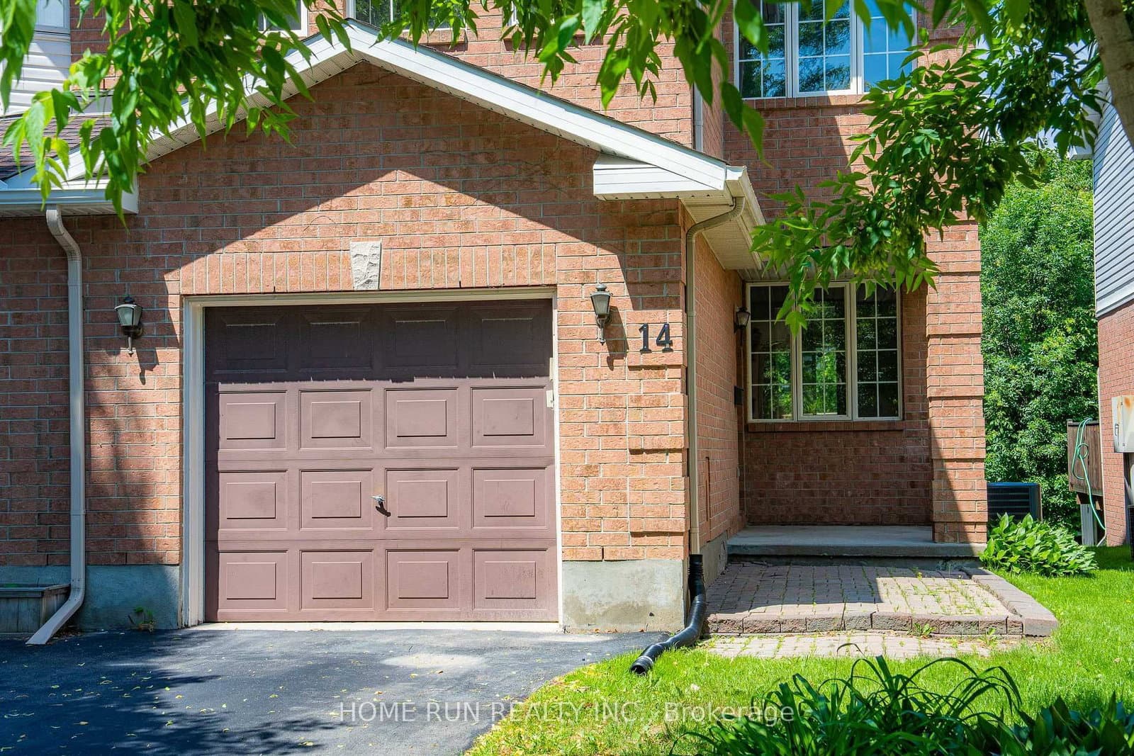14 COHEN Avenue, Kanata, ON — photo 2