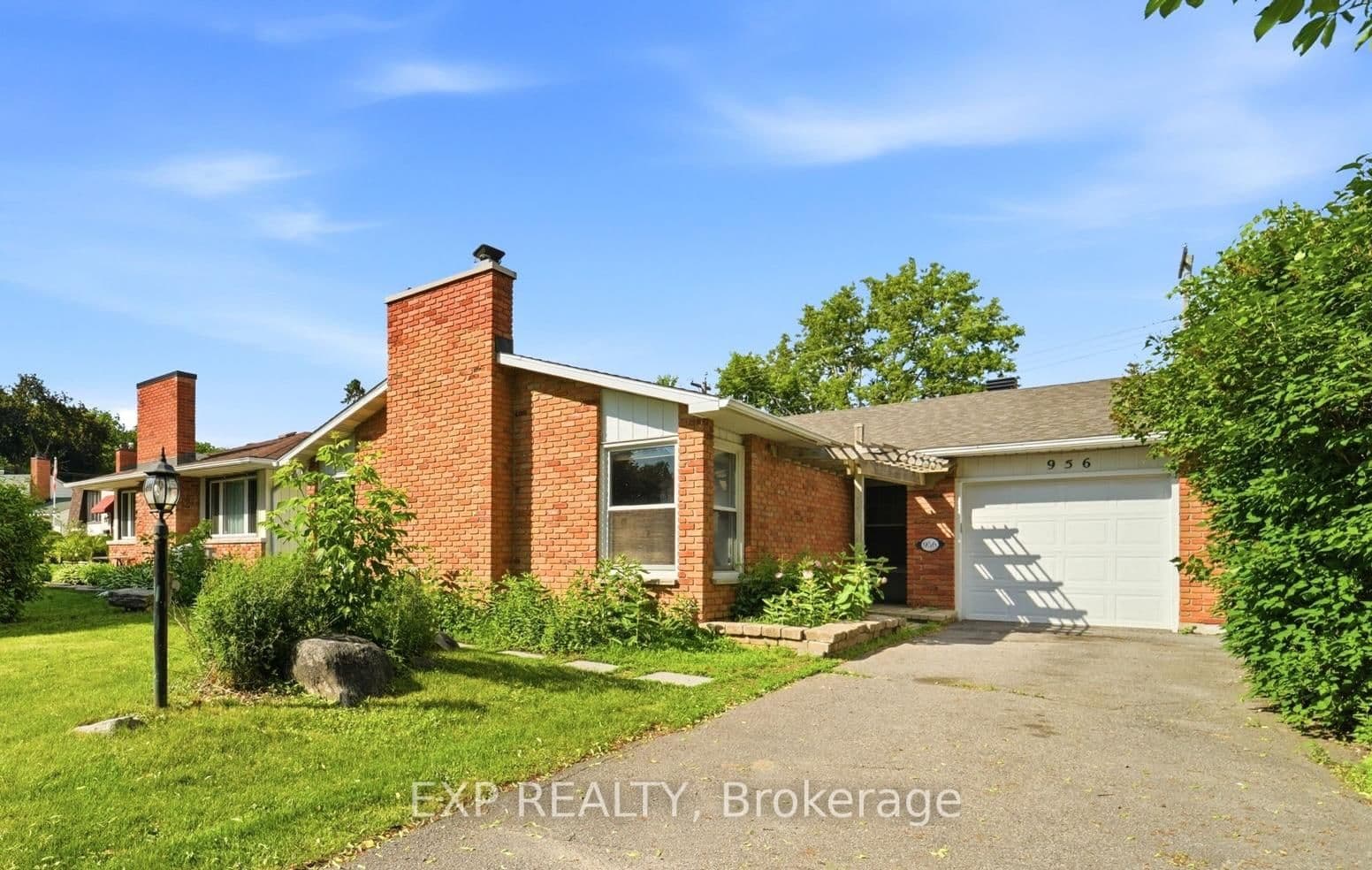 956 Gold Crescent, Ottawa, ON