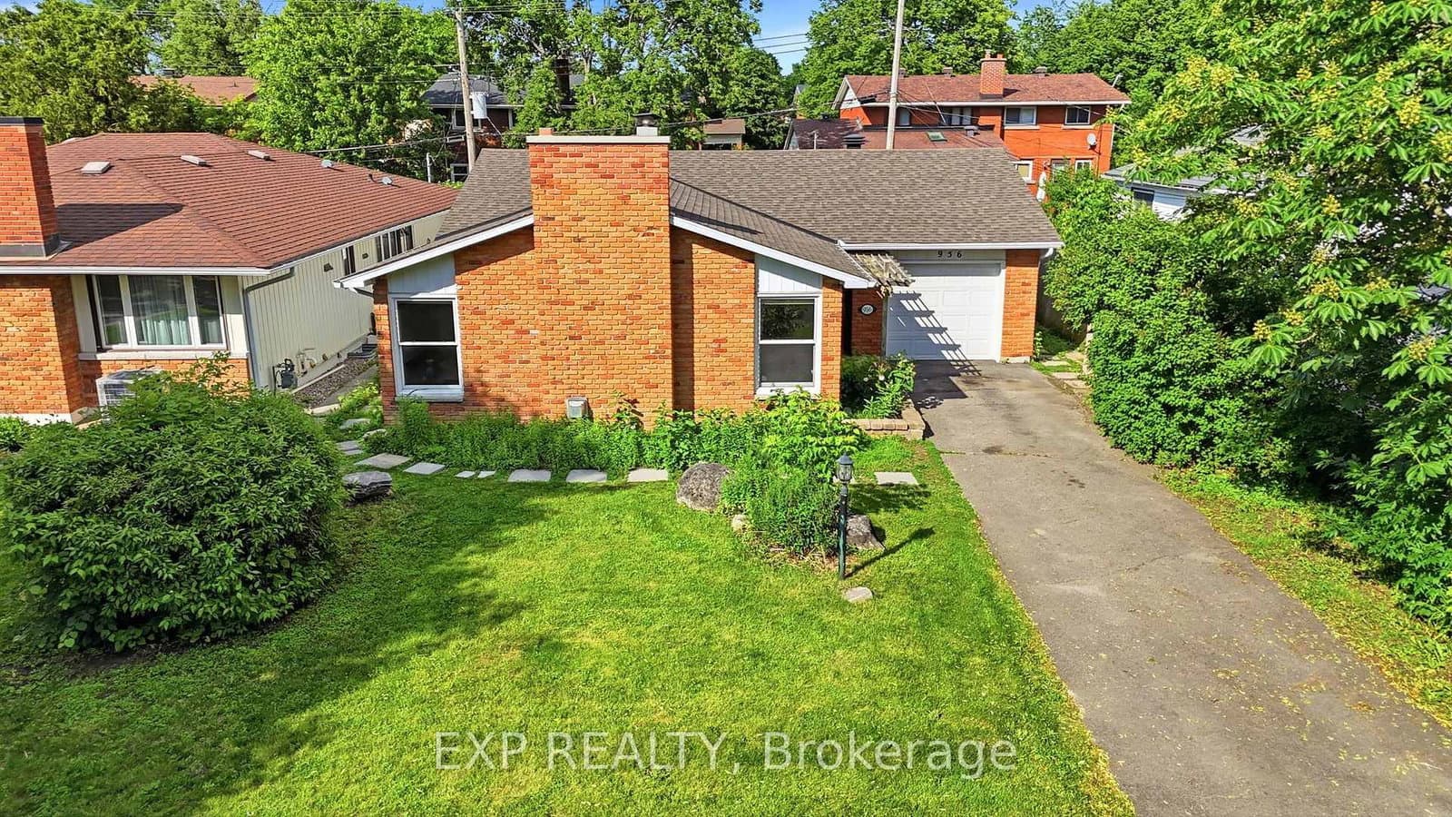956 Gold Crescent, Ottawa, ON — photo 2
