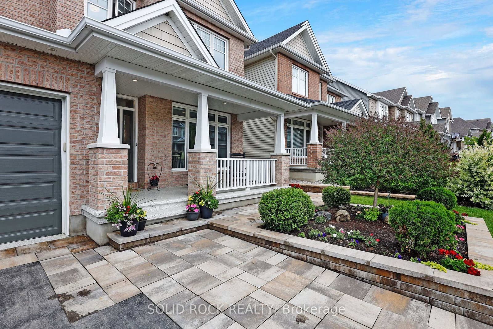 703 Mashkig Avenue, Ottawa, ON — photo 2