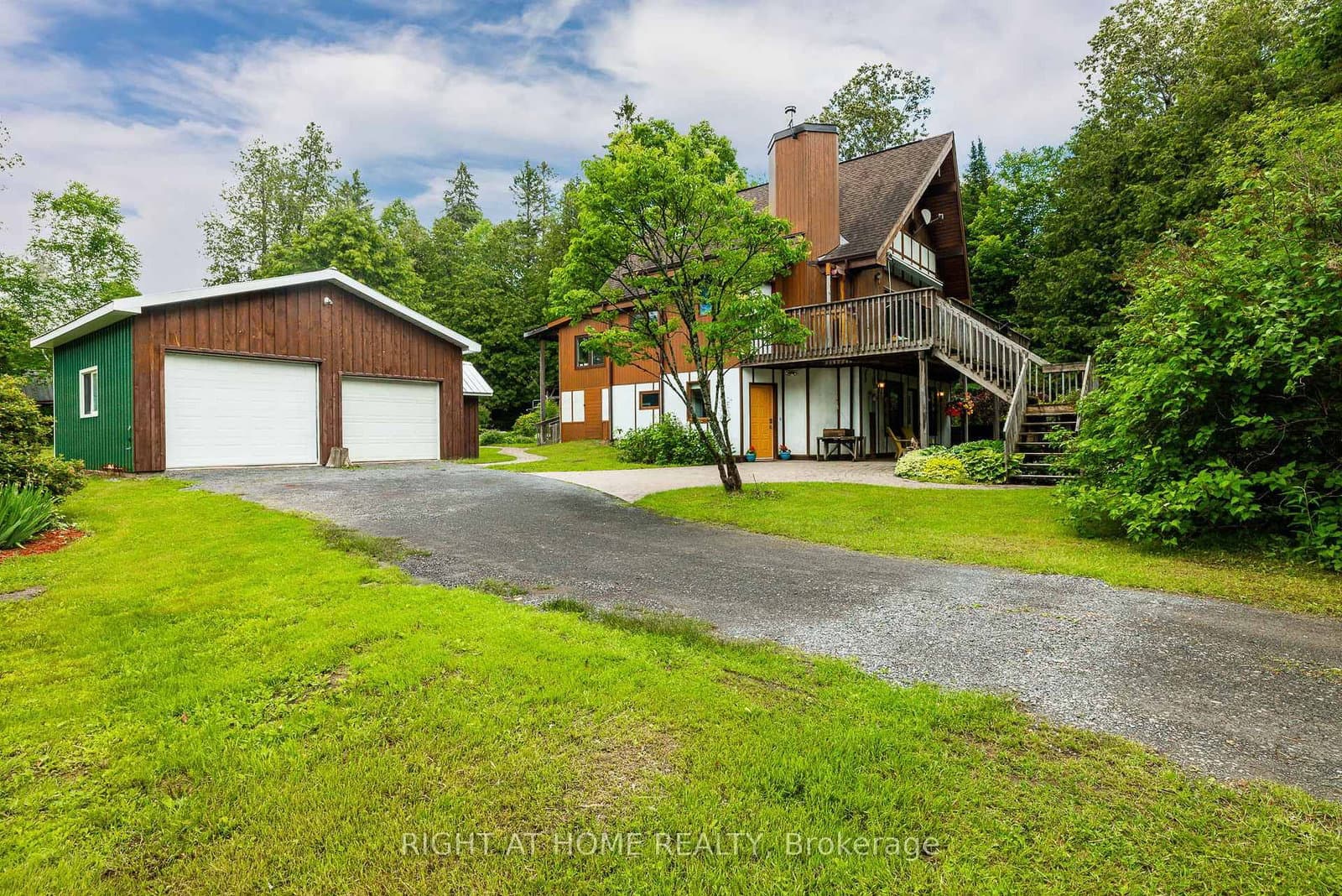 1828 Burnt Lands Road, Carp, ON — photo 2