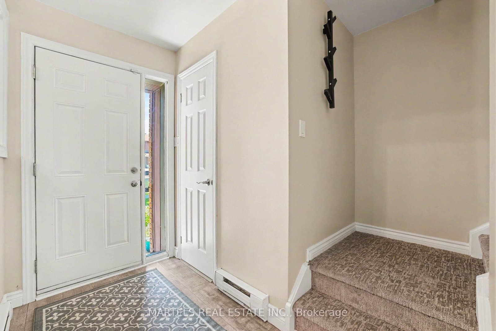 1374 Cedarcroft Crescent, Ottawa, ON — photo 3