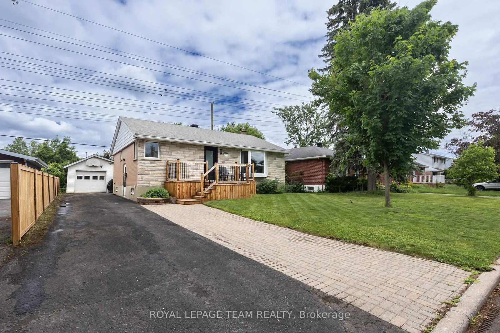 1293 Woodside Drive, Ottawa, ON — photo 2