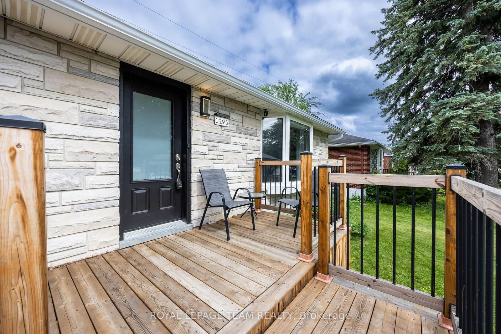 1293 Woodside Drive, Ottawa, ON — photo 3