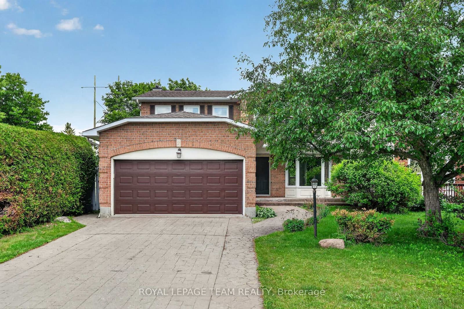 6 Shetland Way, Kanata, ON