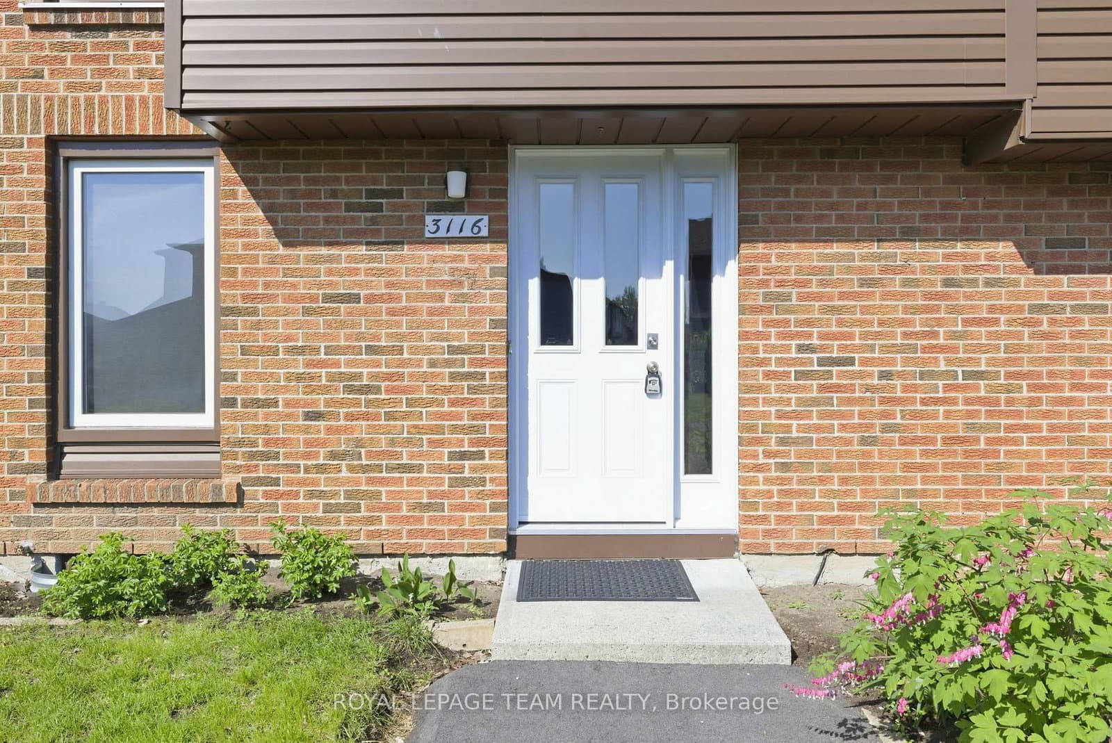 127 - 3116 Stockton Drive, Gloucester, ON — photo 2