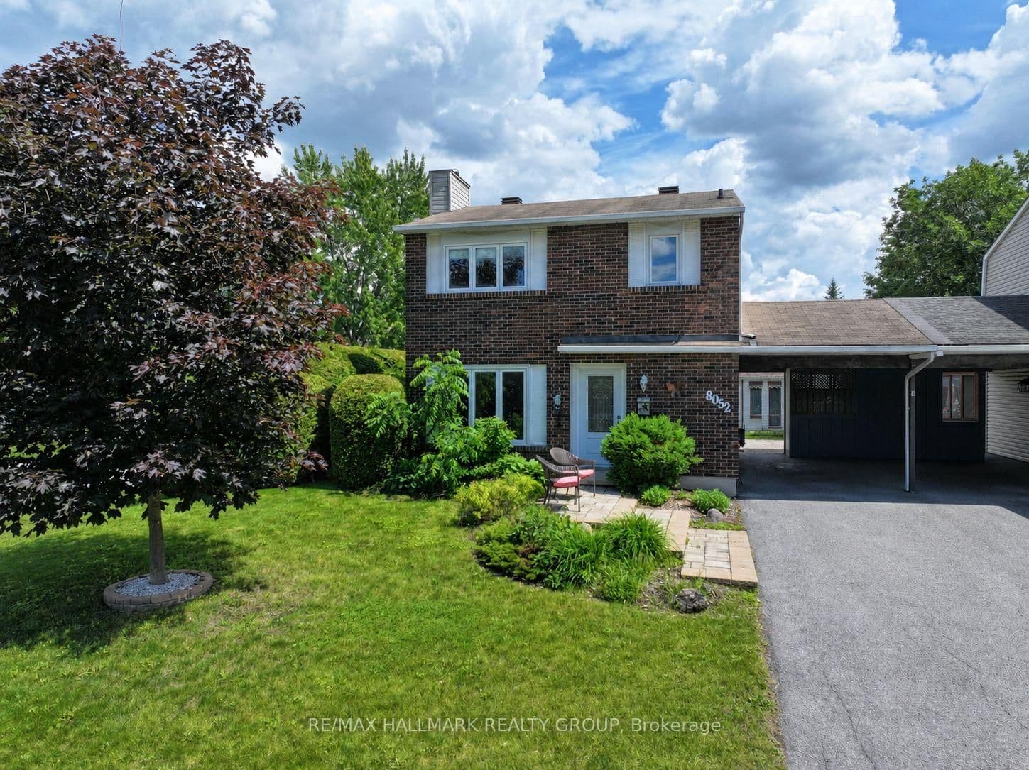 8052 Jeanne D'arc Boulevard, Ottawa, ON