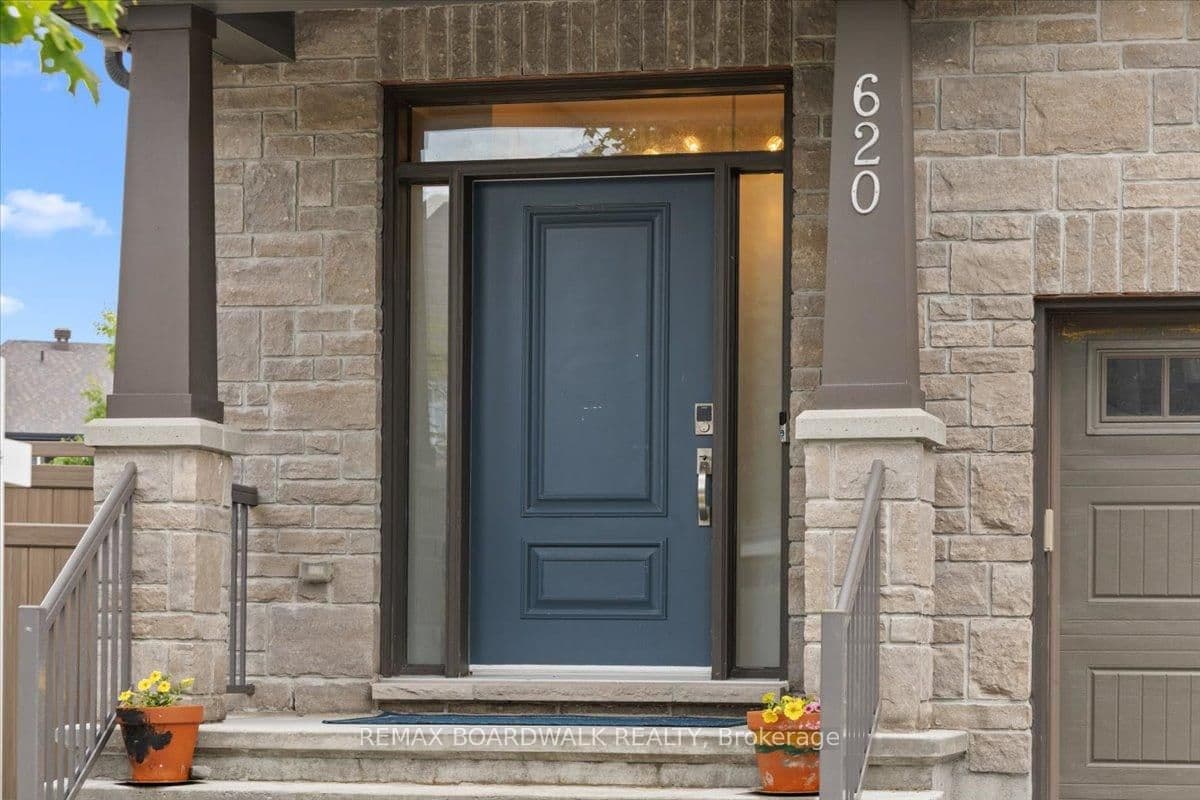 620 Barry Helman Drive, Ottawa, ON — photo 2