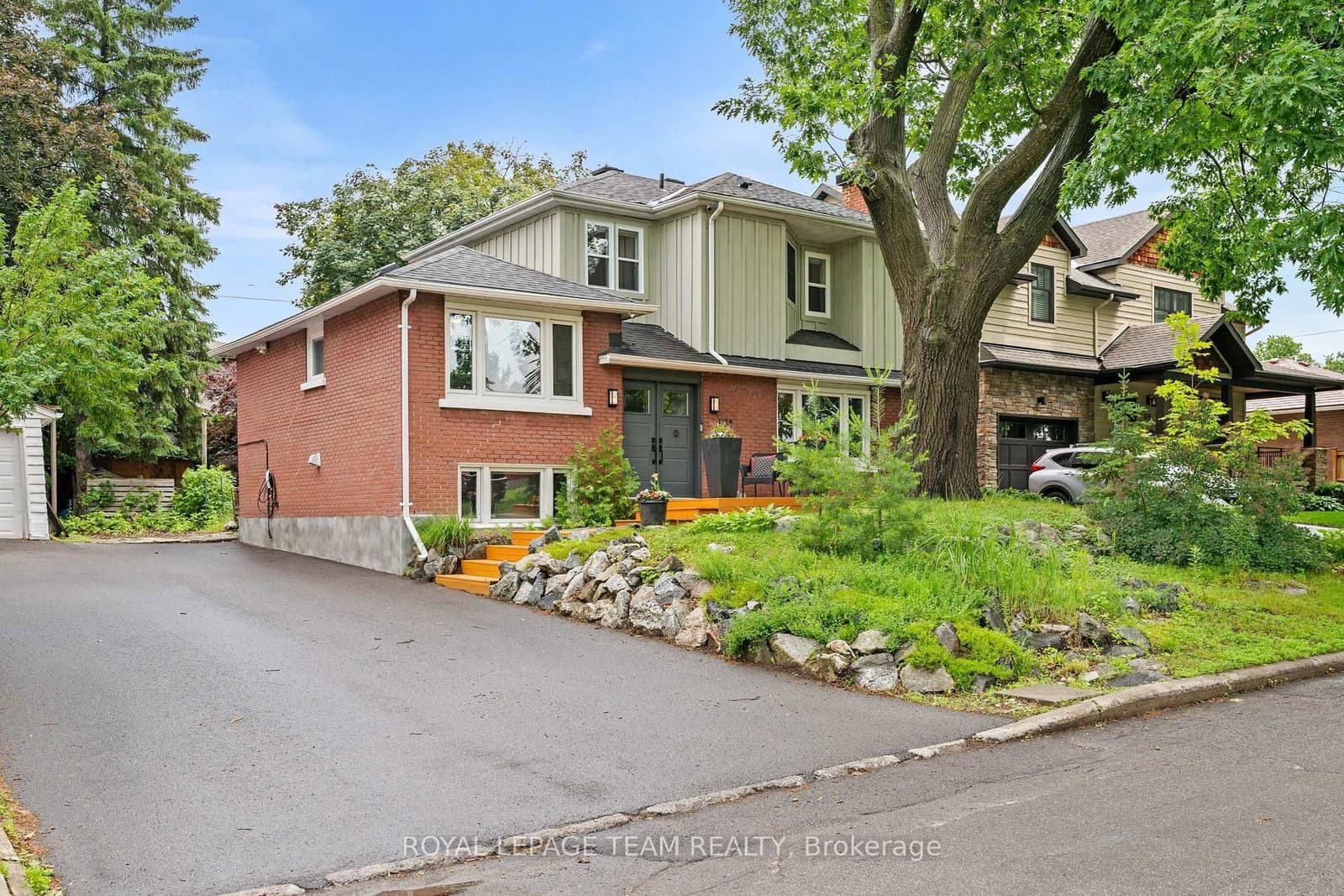 631 Courtenay Avenue, Ottawa, ON — photo 2