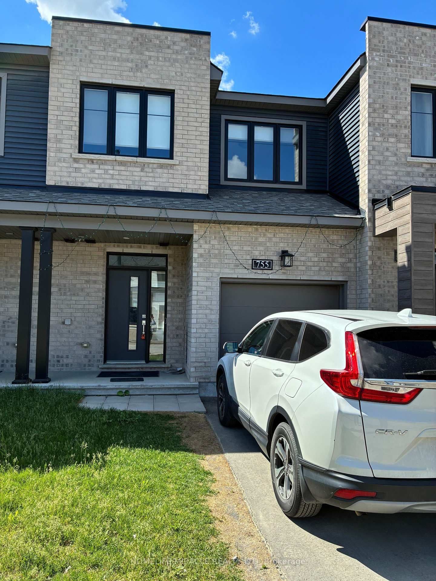 755 Fairline Row, Ottawa, ON — photo 3