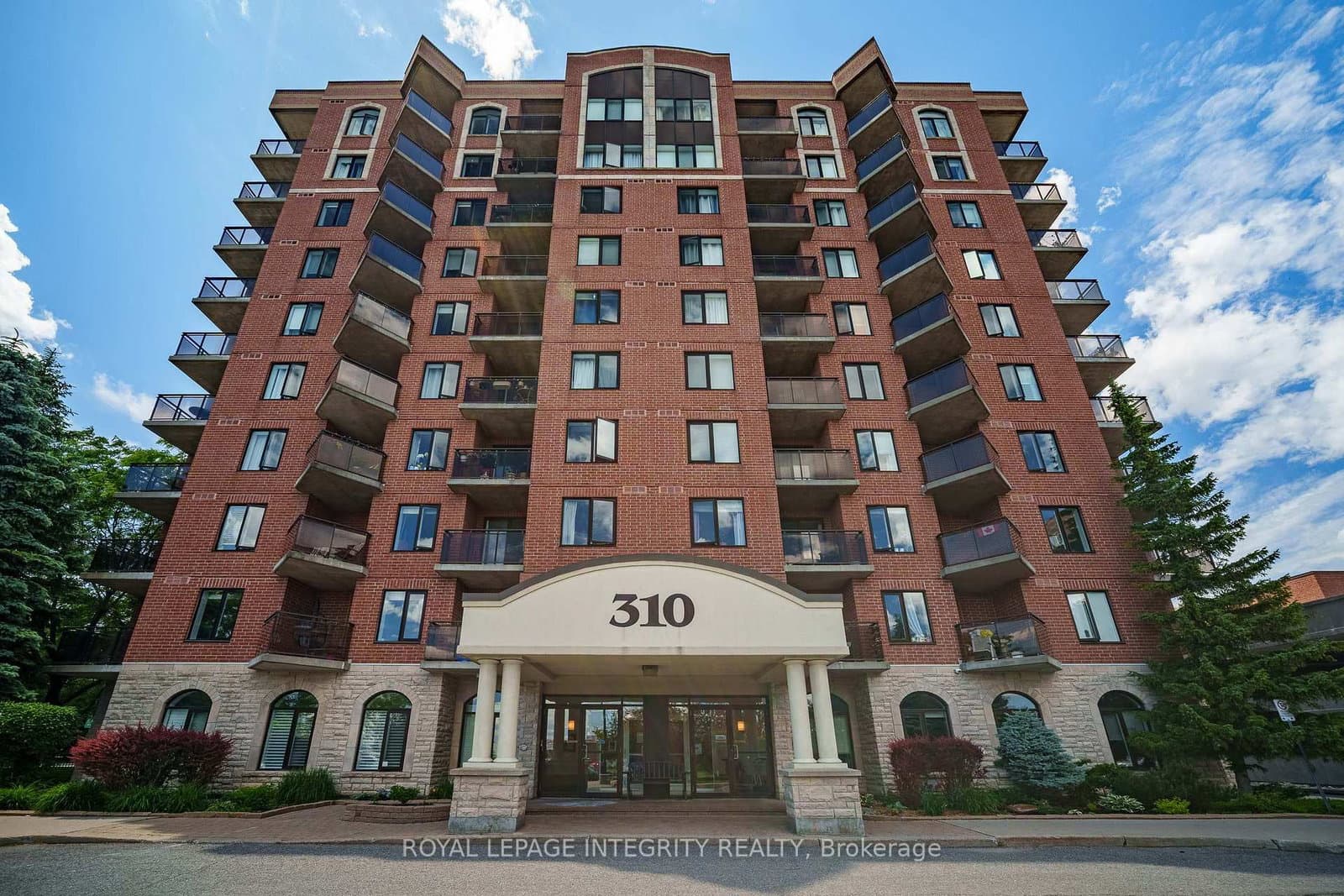 6Q - 310 Central Park Drive, Ottawa, ON