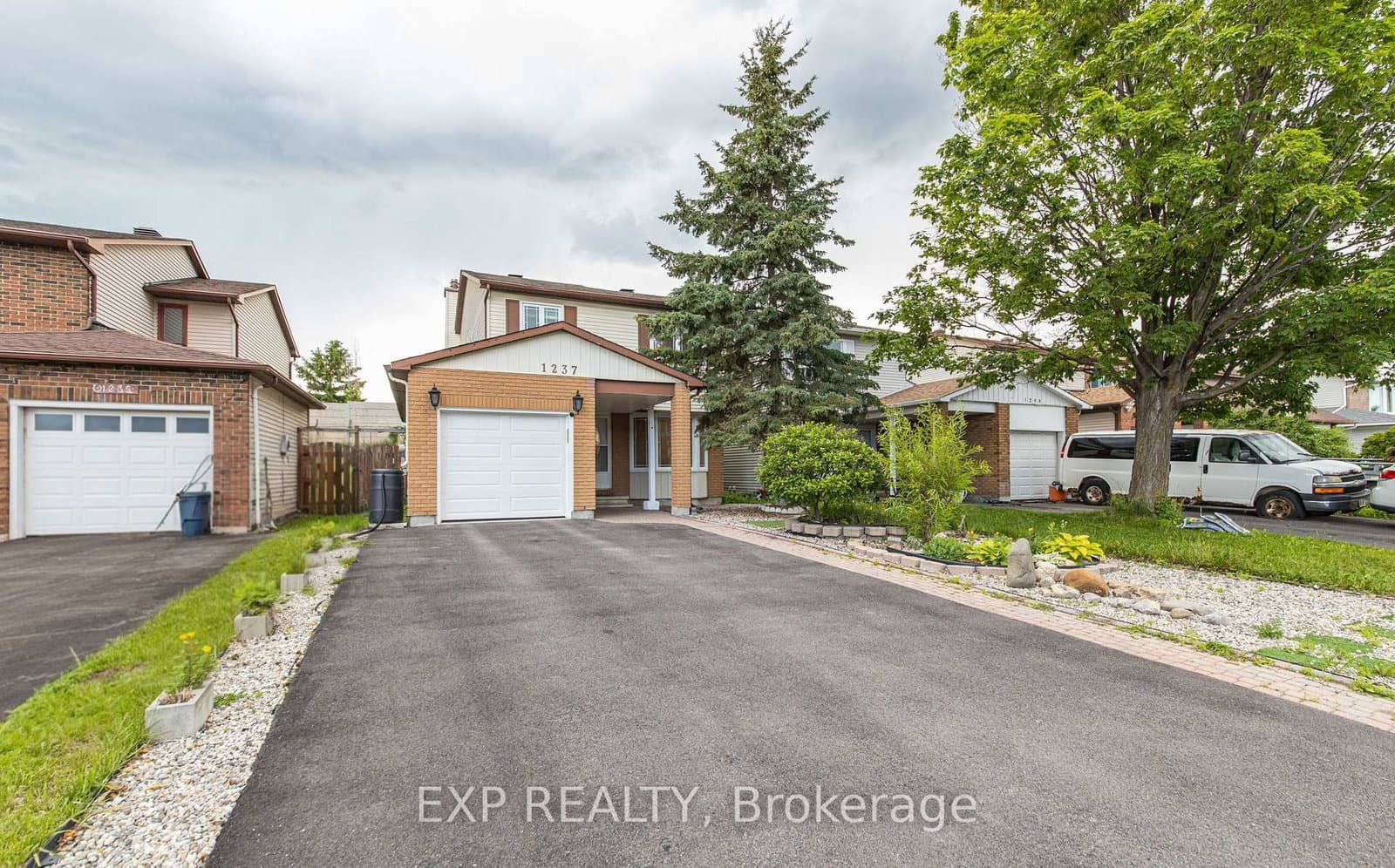 1237 Cedarcroft Crescent, Ottawa, ON