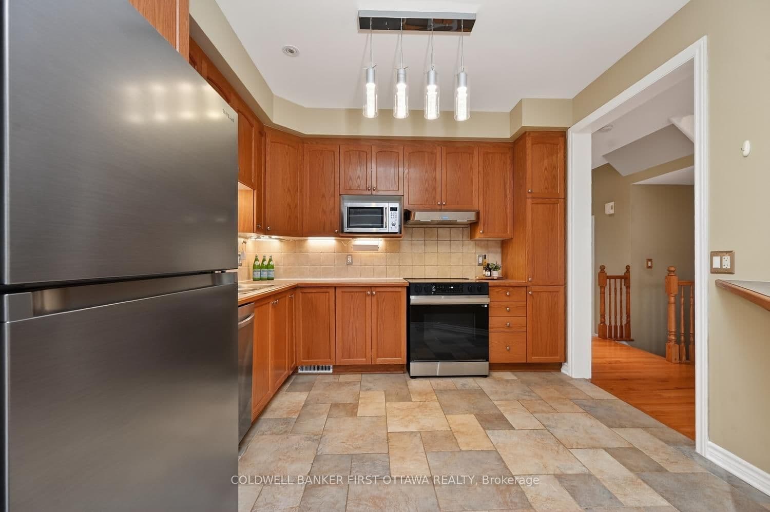 102 Windance Crescent, Ottawa, ON — photo 3