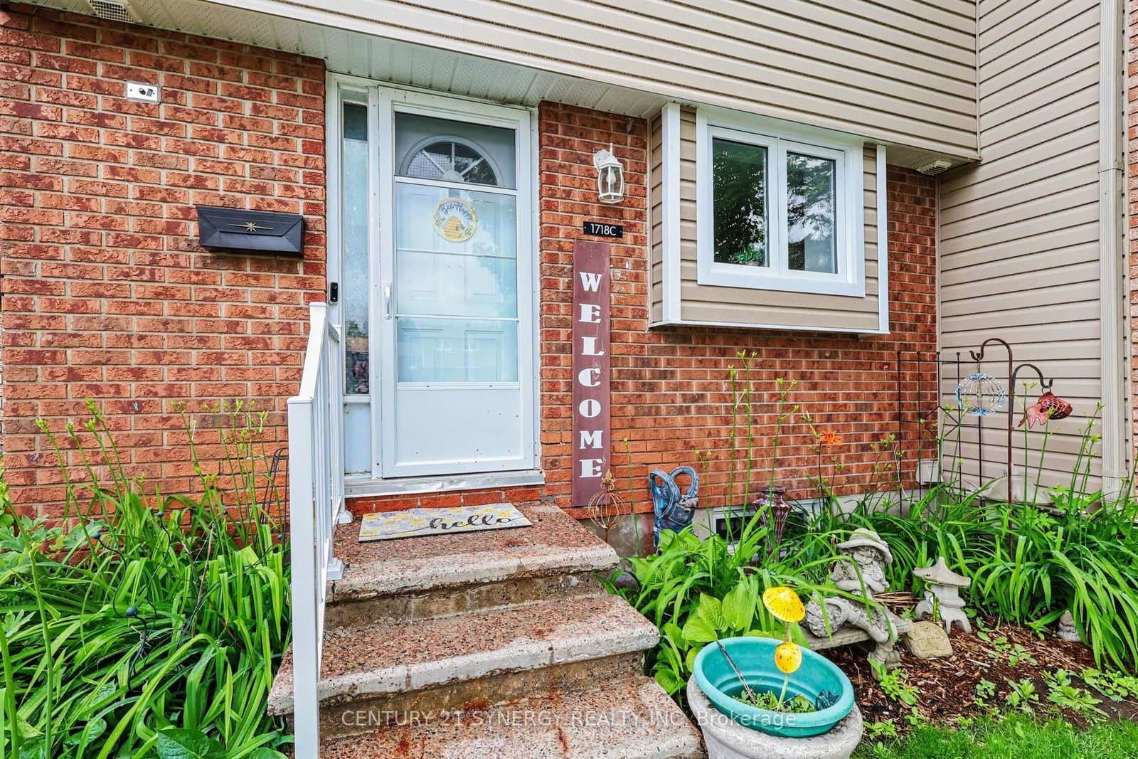 C - 1718 Lamoureux Drive, Orleans, ON — photo 3