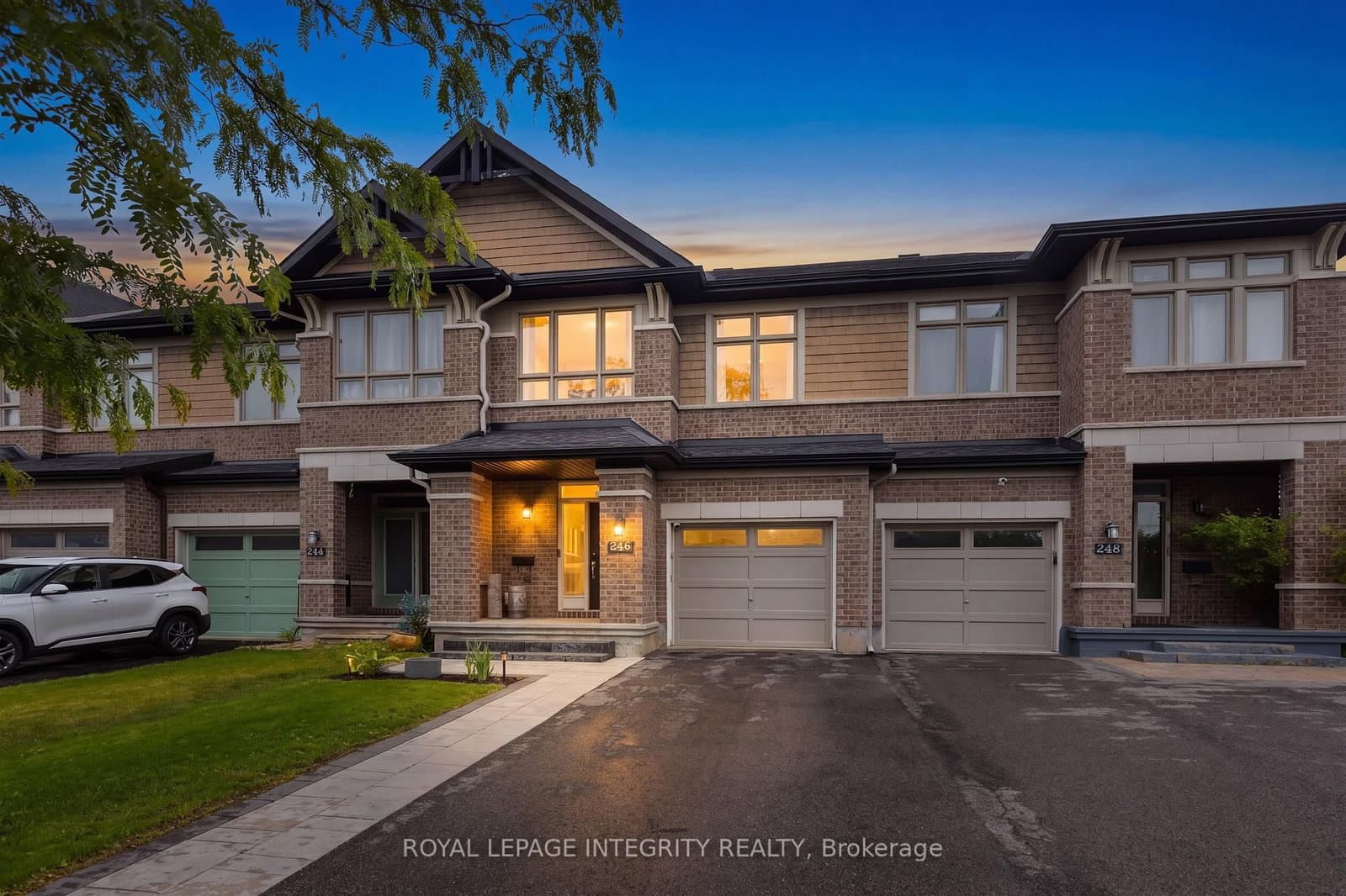 246 Cooks Mill Crescent, Ottawa, ON