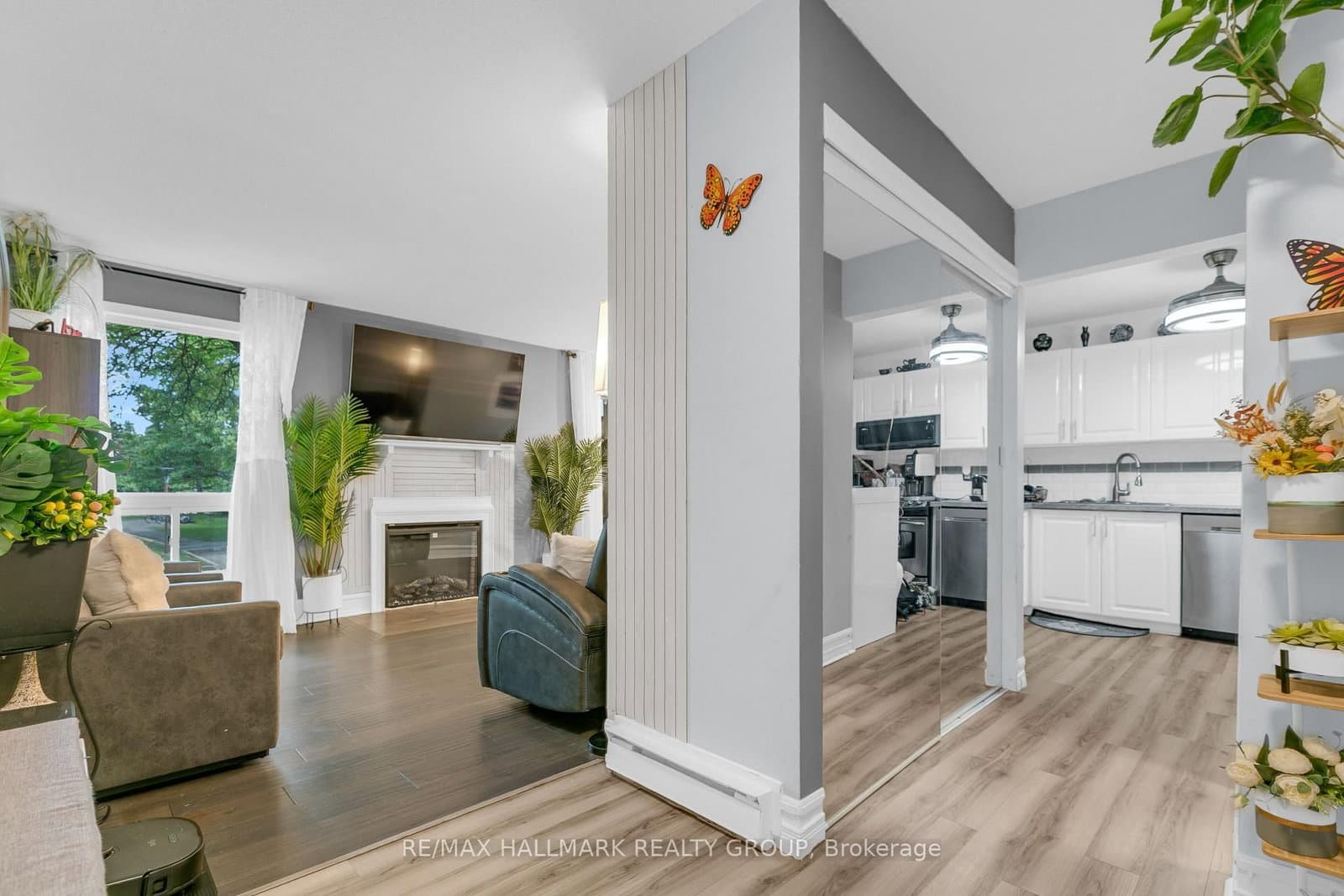 1 - 240 Fenerty Court, Ottawa, ON — photo 3