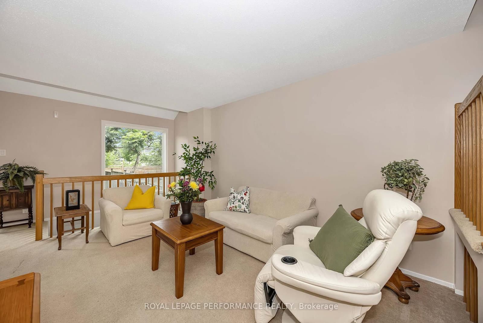 26 Armadale Crescent, Ottawa, ON — photo 3
