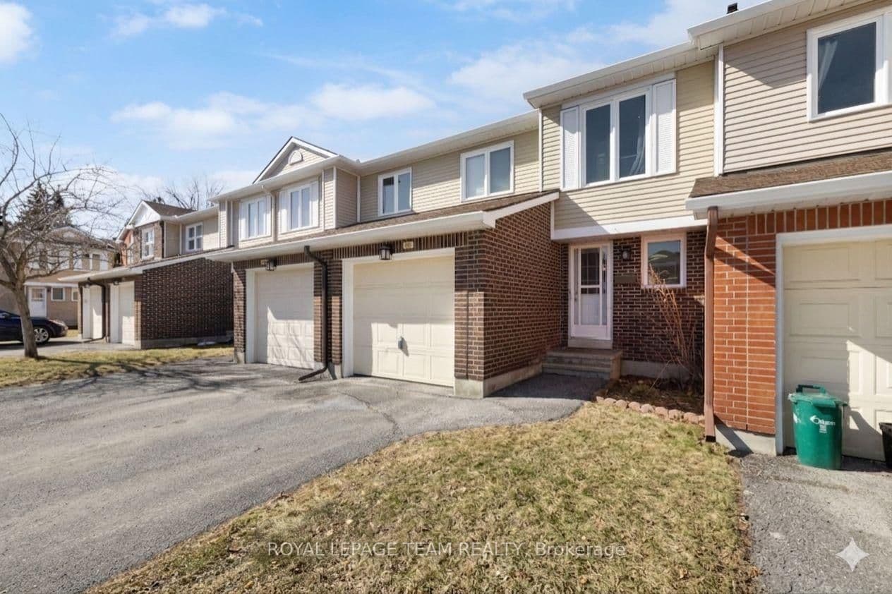 E - 10 Millrise Lane, Ottawa, ON — photo 2