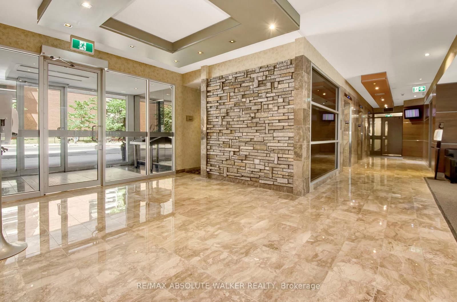 1007 - 470 Laurier Avenue, Ottawa, ON — photo 2