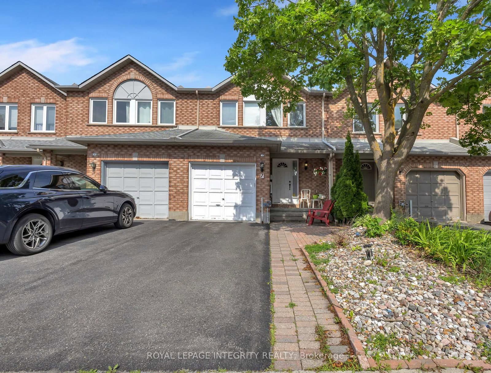 7 Westpointe Crescent, Ottawa, ON
