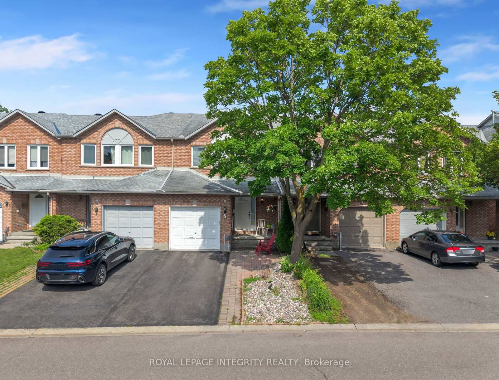 7 Westpointe Crescent, Ottawa, ON — photo 2