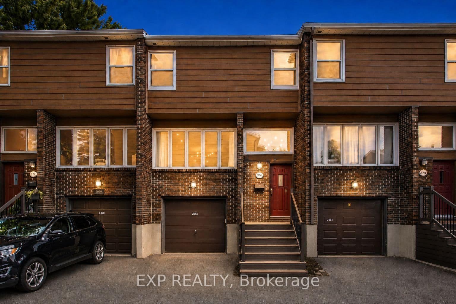 2092 Eric Crescent, Ottawa, ON