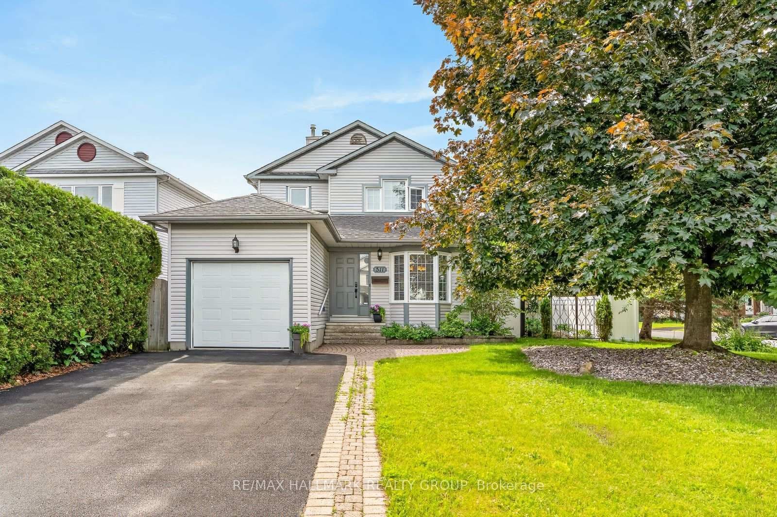 511 Deancourt Crescent, Orleans, ON