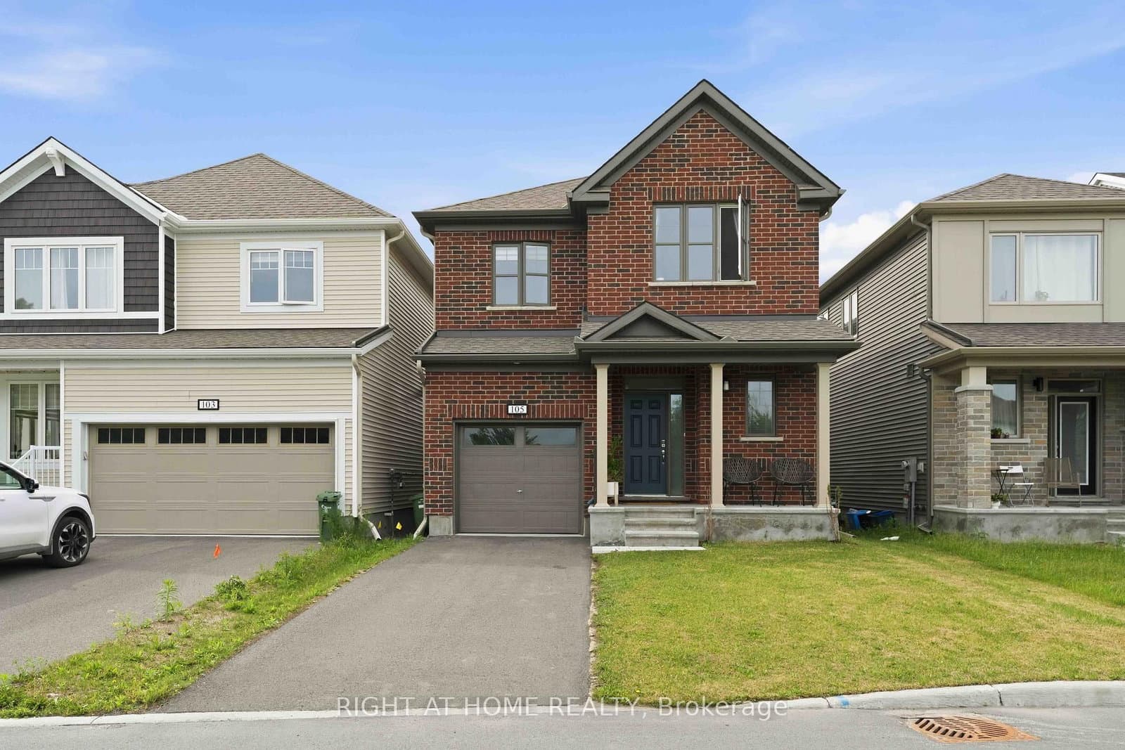 105 Alamo Street, Ottawa, ON — photo 2