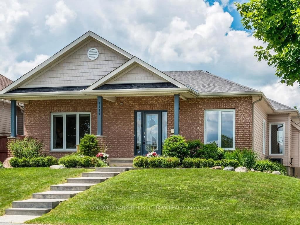 1134 Stittsville Main Street, Stittsville, ON