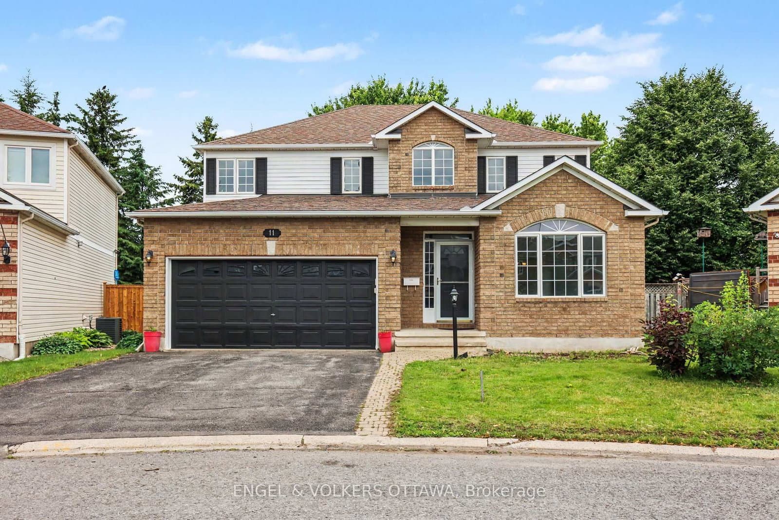 11 GLENROSE Court, Ottawa, ON