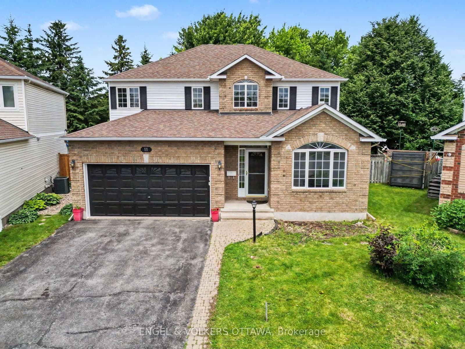 11 GLENROSE Court, Ottawa, ON — photo 2