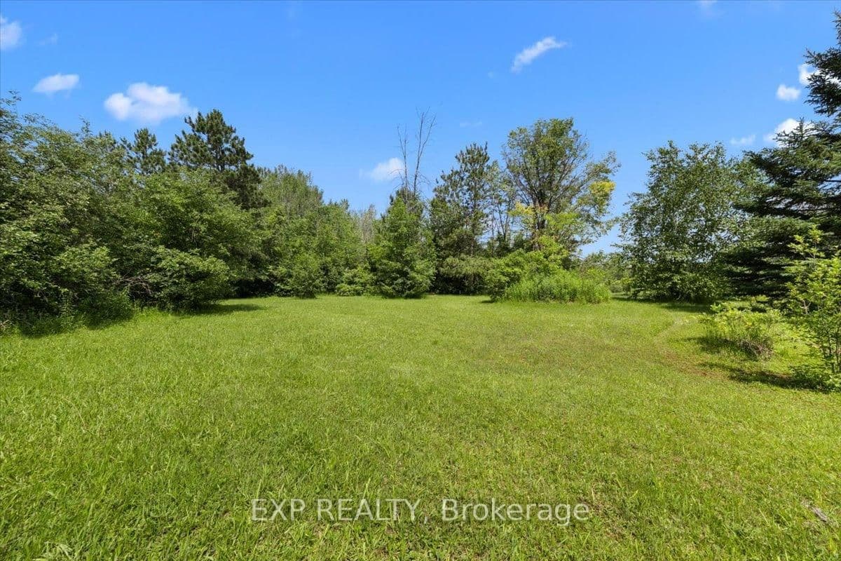 6889 Snake Island Road, Greely, ON — photo 2