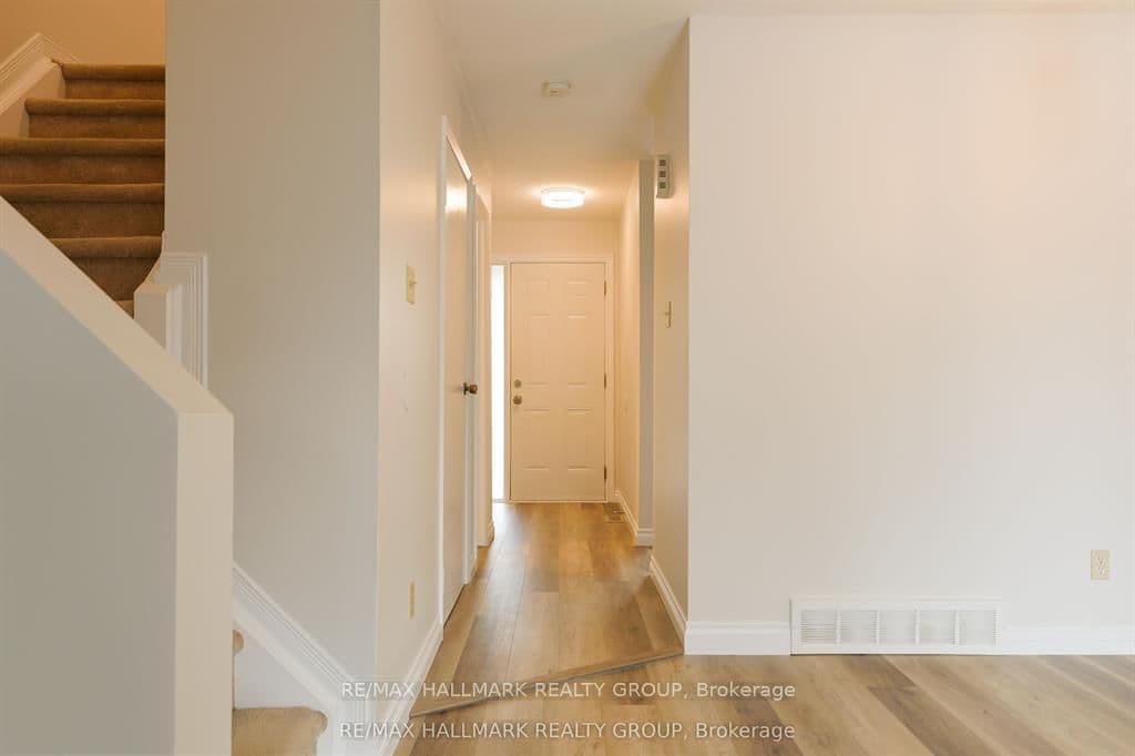 122 - 2624 Pimlico Crescent, Ottawa, ON — photo 2
