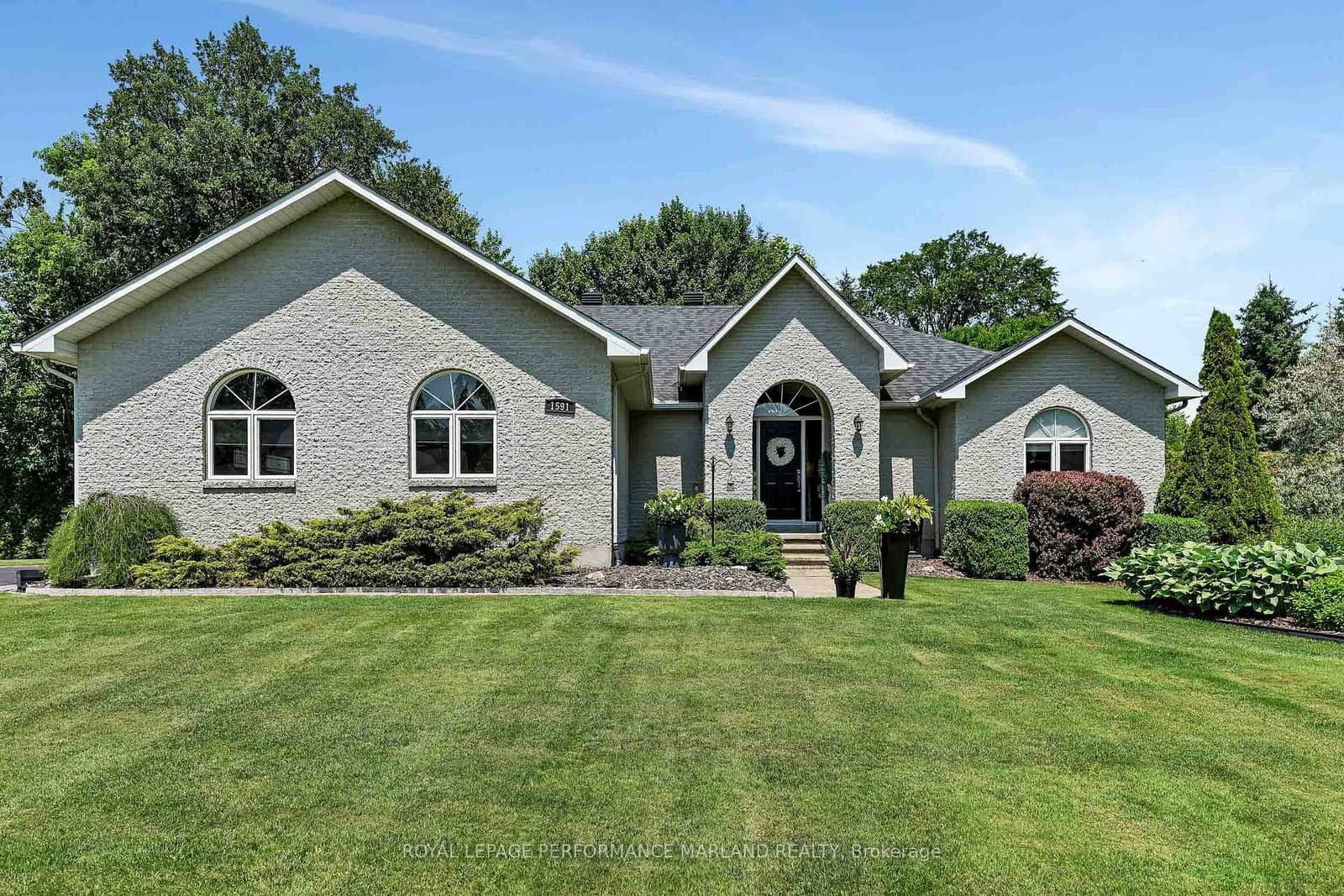 1591 Stephanie Anne Drive, Ottawa, ON