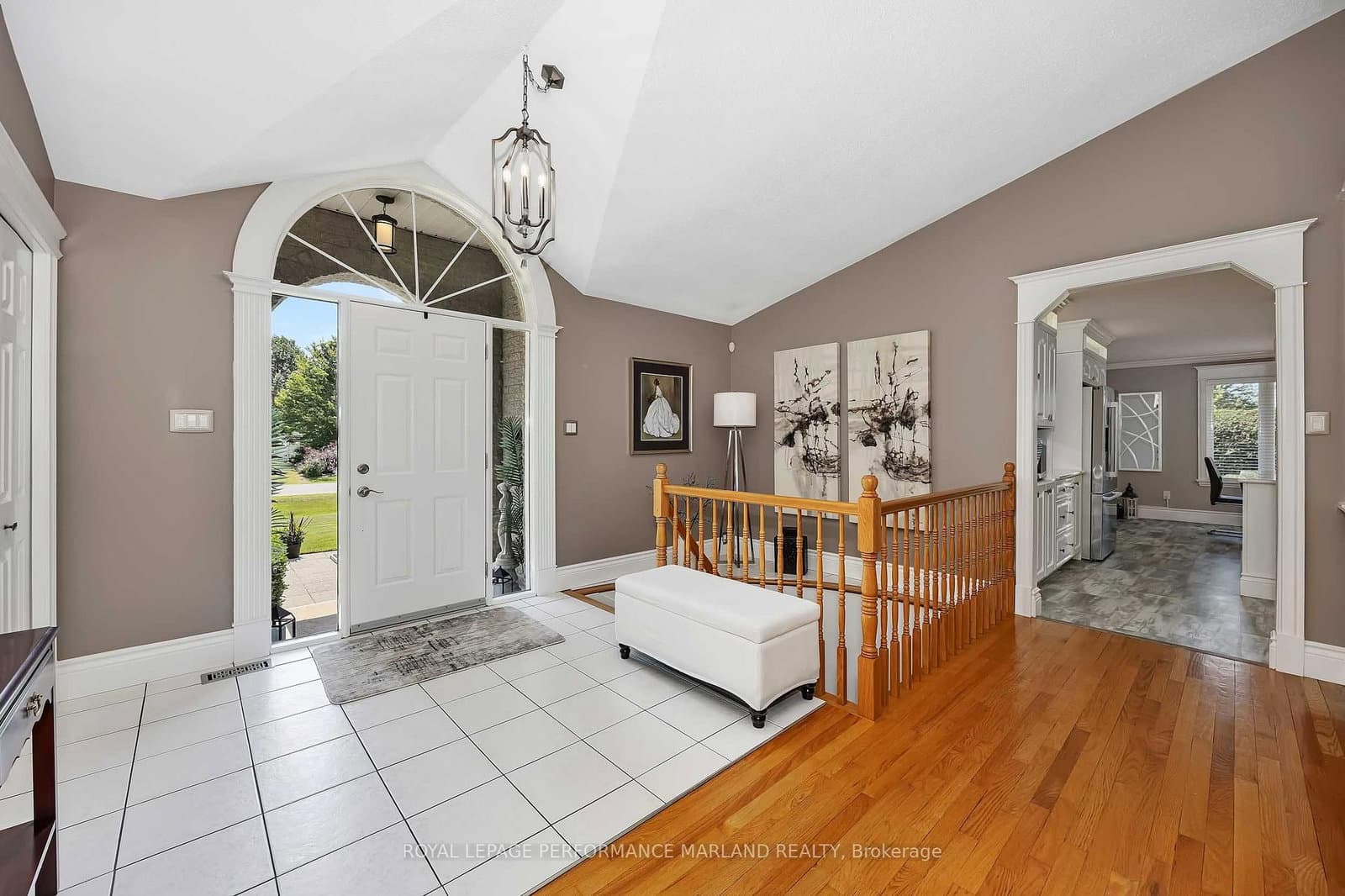 1591 Stephanie Anne Drive, Ottawa, ON — photo 3