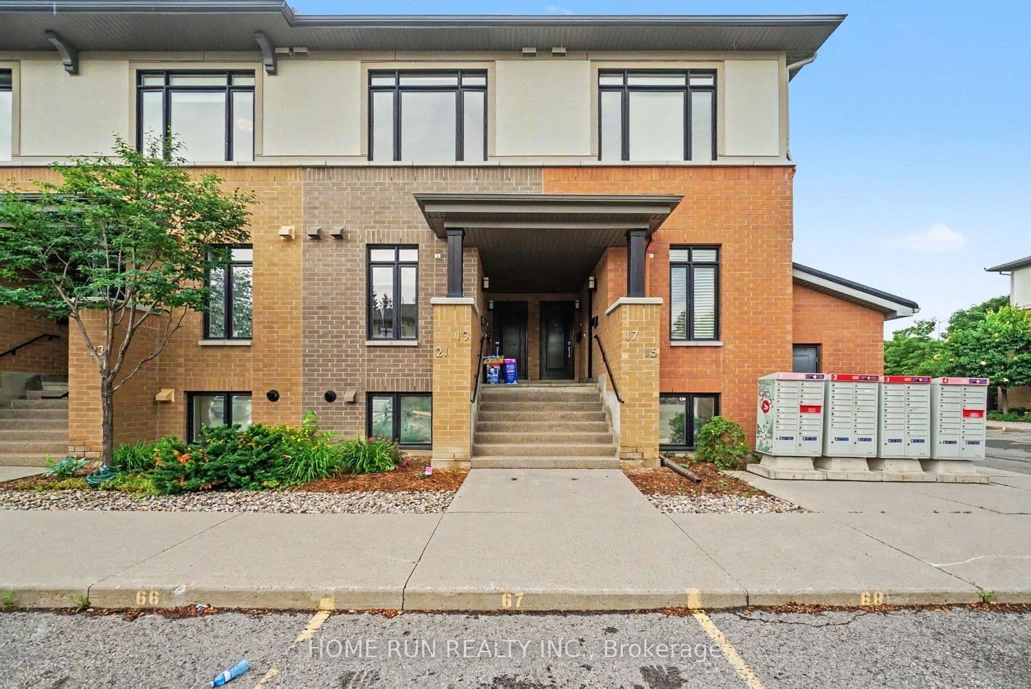 19 BERGERON Private, Orleans, ON