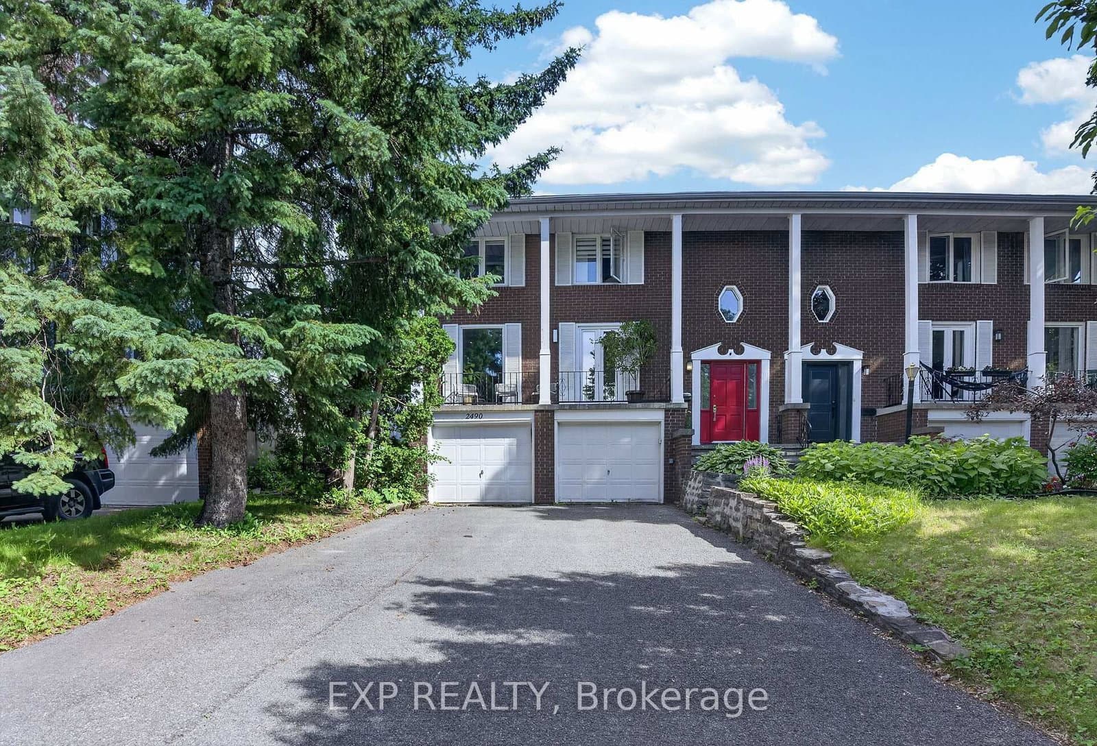 2490 Regina Street, Ottawa, ON