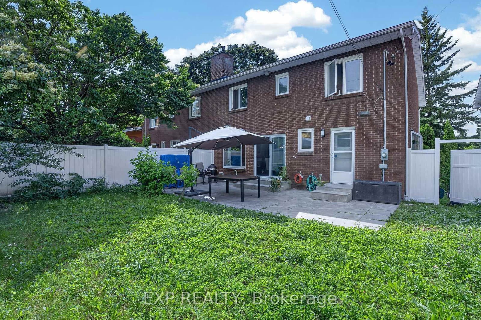 2490 Regina Street, Ottawa, ON — photo 2