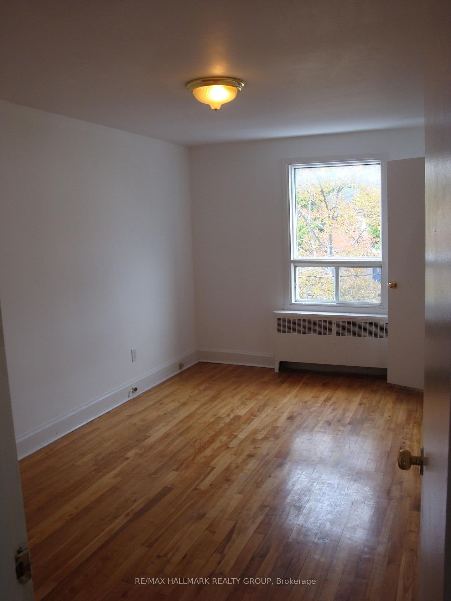 142 Ste Cecile Street, Ottawa, ON — photo 3
