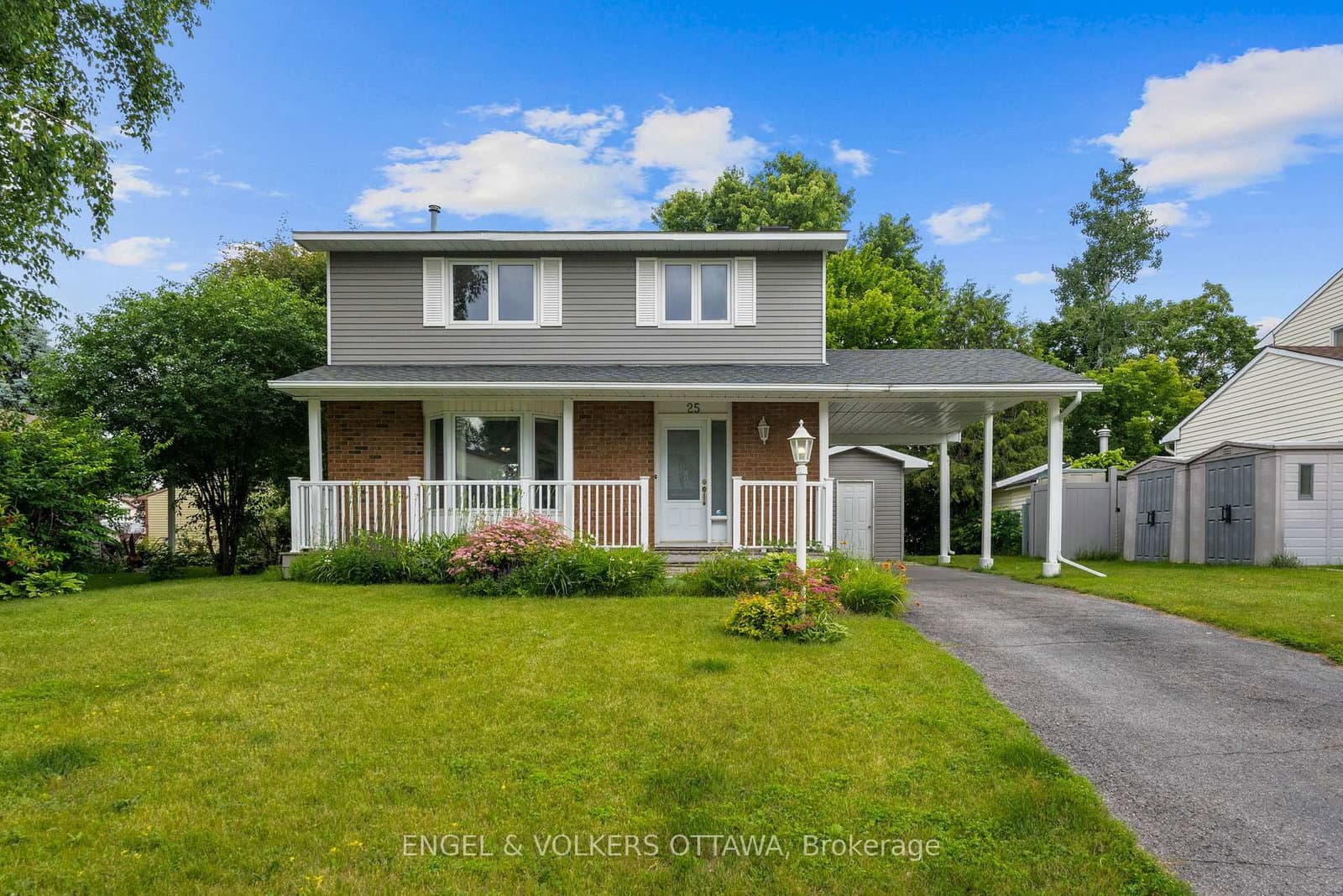 25 Antler Avenue, Ottawa, ON