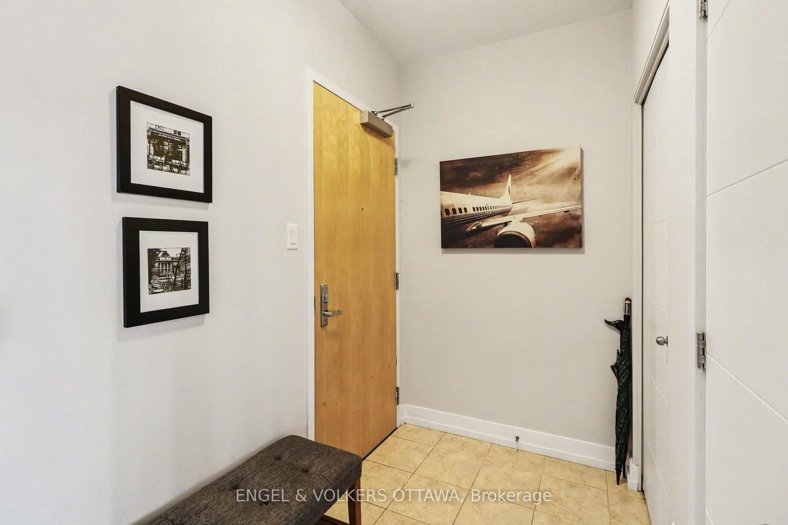 701 - 179 Metcalfe Street, Ottawa, ON — photo 2