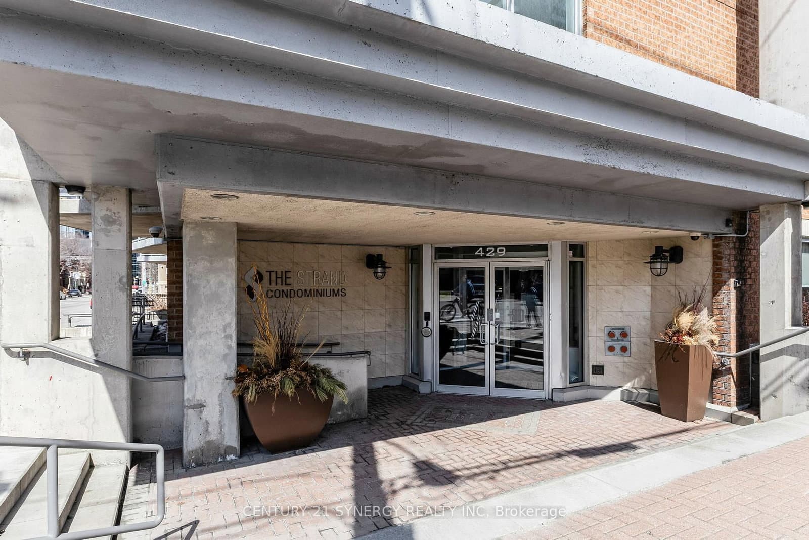 PH13 - 429 Somerset Street, Ottawa, ON — photo 2