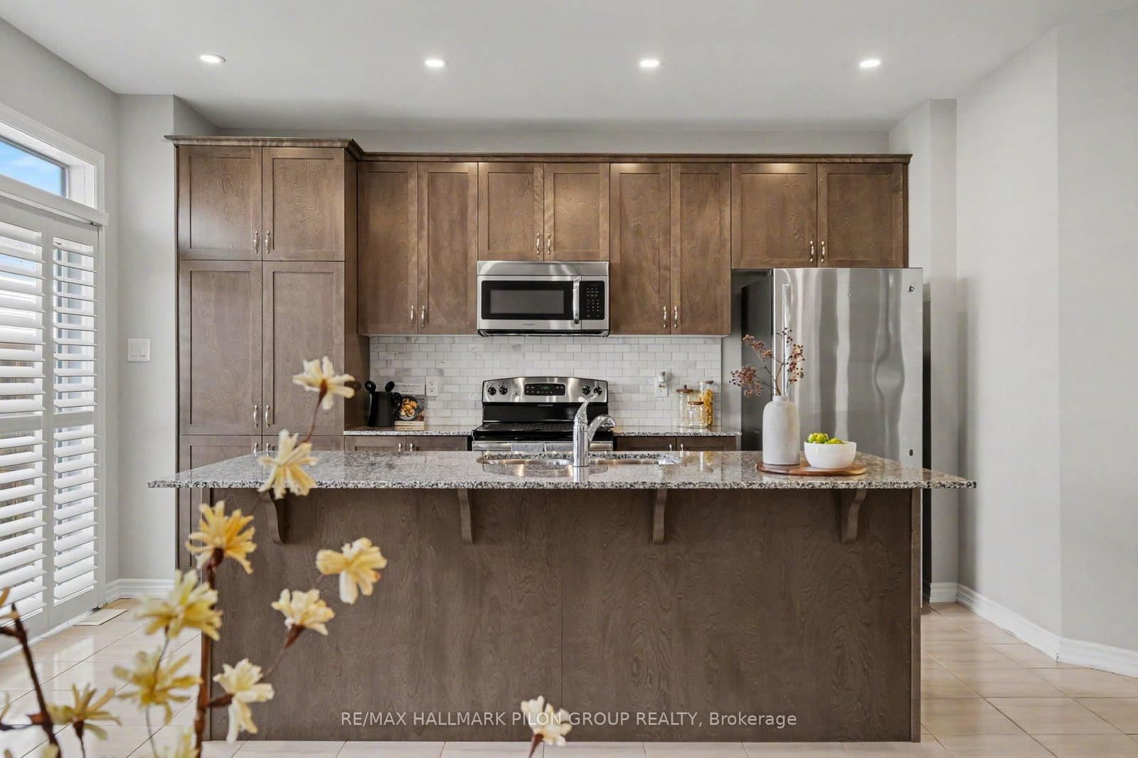 124 Mandalay Street, Ottawa, ON — photo 3
